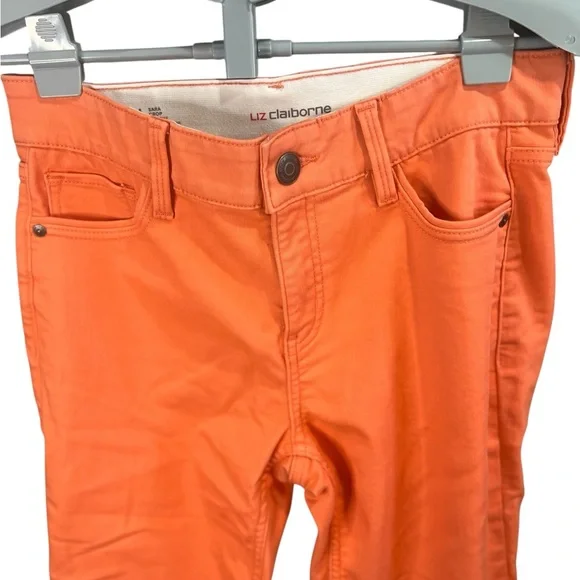 🩷 FREE WITH ANY PURCHASE Liz Claiborne Woman’s Coral Orange Capri Jeans Sz 4 - Picture 3 of 5